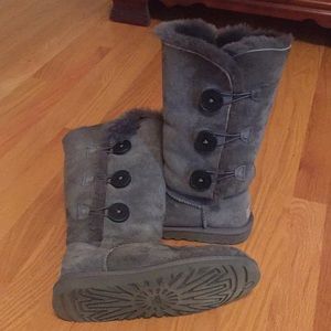 Bailey Button Uggs